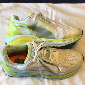 Puma women’s Faas 600 S v2 running shoe